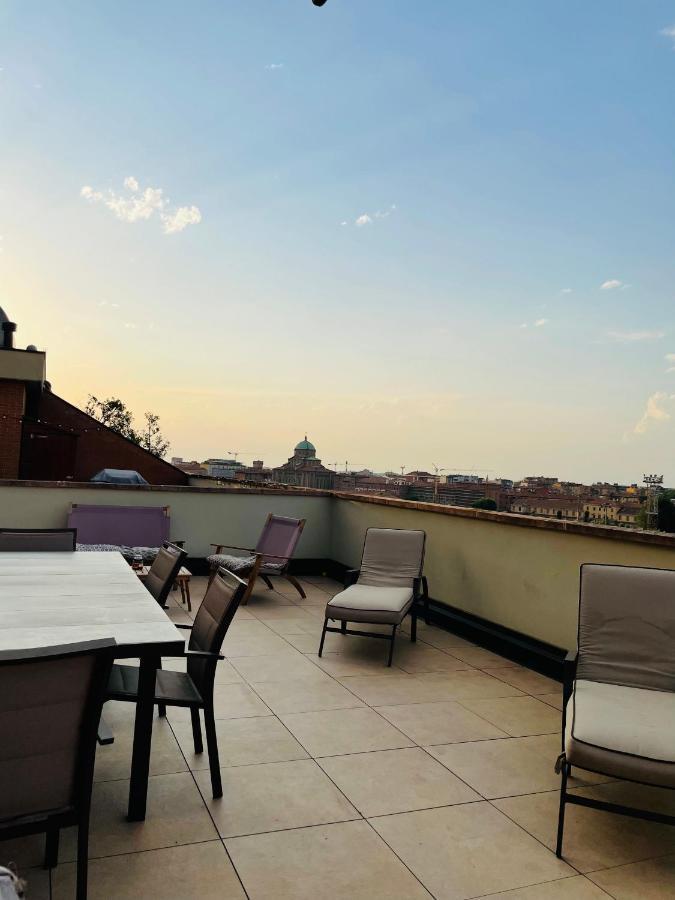 Bologna Holiday Inn エクステリア 写真