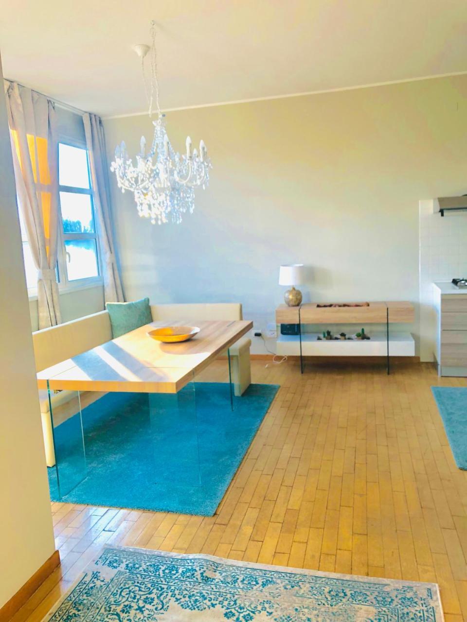 Bologna Holiday Inn エクステリア 写真